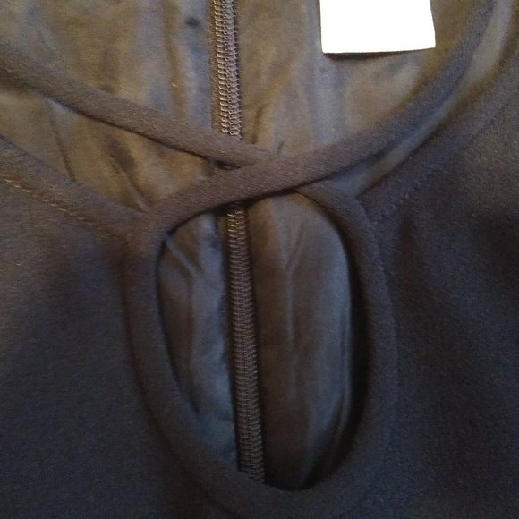 Liz Claiborne LBD black dress Petite 8 - Picture 6 of 15